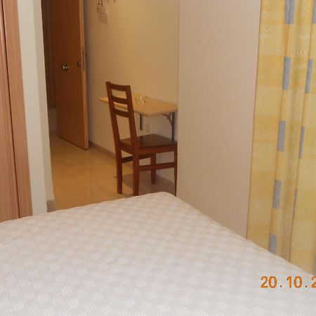 Hostal Restaurante Hermanos Zamora Palma del Río المظهر الخارجي الصورة