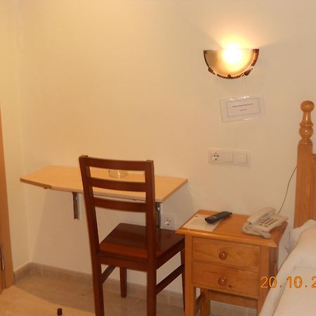 Hostal Restaurante Hermanos Zamora Palma del Río المظهر الخارجي الصورة